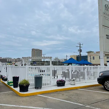 Oceans 2700 Hotel Virginia Beach Exterior photo