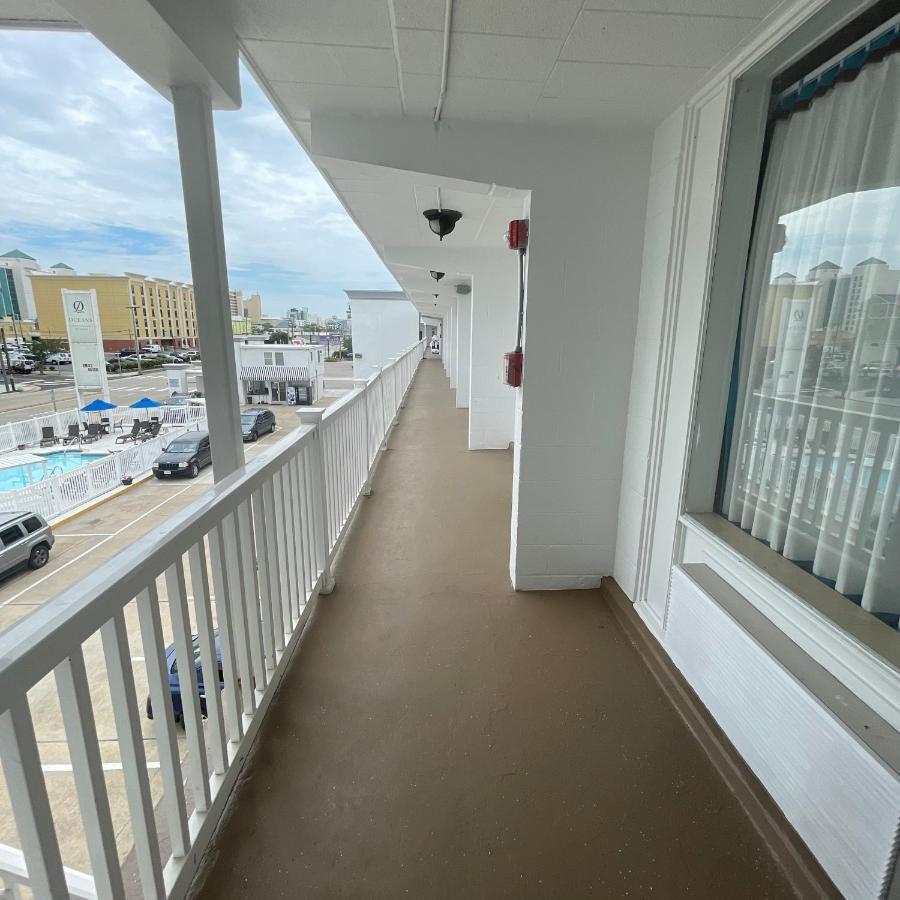 Oceans 2700 Virginia Beach